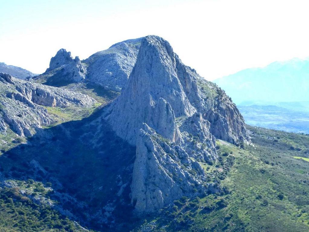 Cara Oeste Tajos del Sabar desde Sierra del Rey_P1130174.JPG