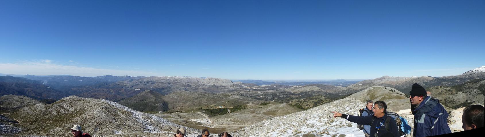 P1140138_stitch.jpg